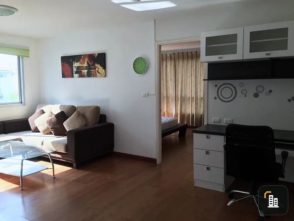Condo for sale, One Ladprao 28, corner room, 1 bedroom with walk-in closet, fully furnished, just bring your bags and move in.