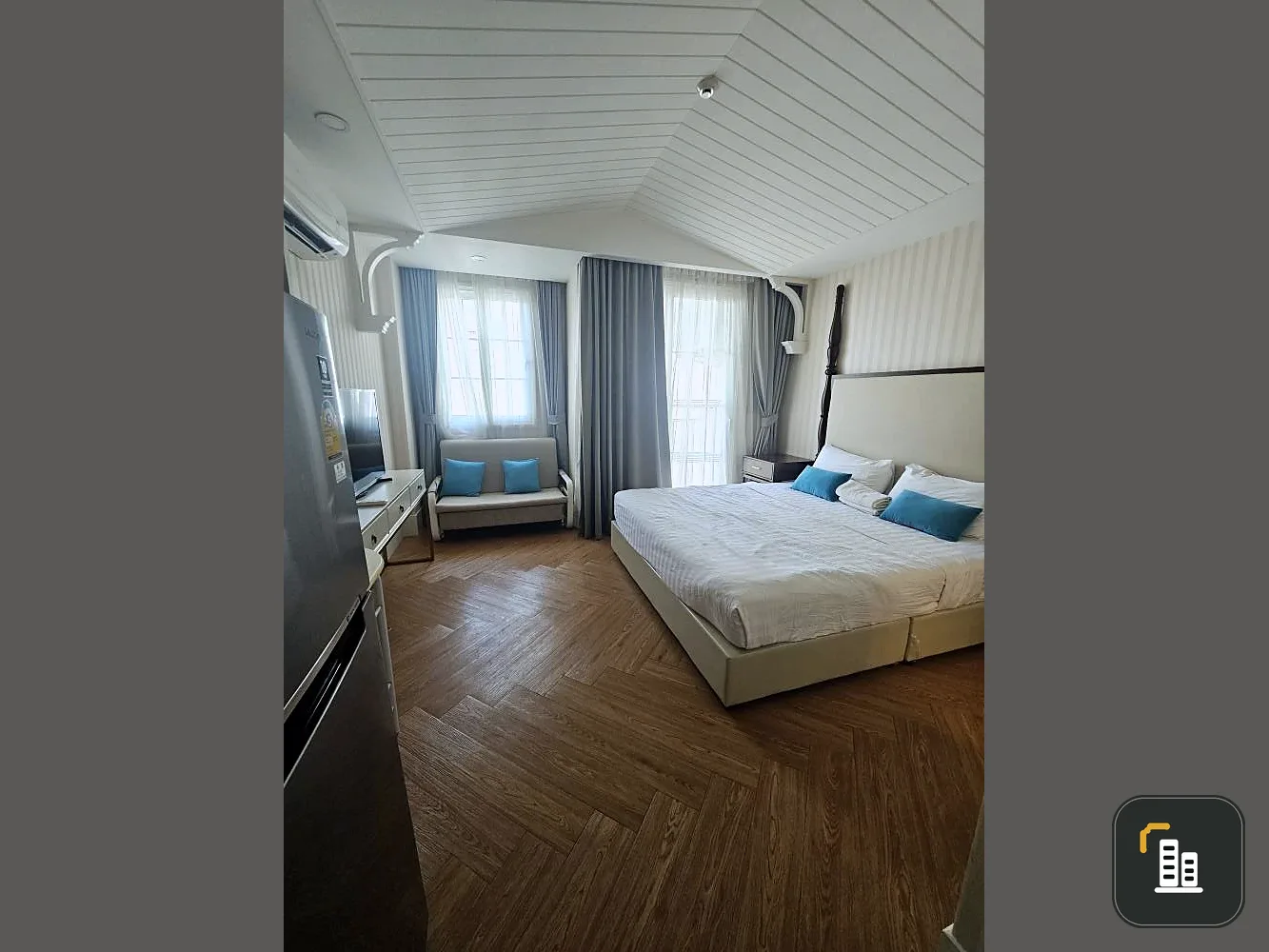 For rent Grand Florida Beachfront Condo Resort Pattaya, 6th floor, city view, fully furnished, book now
