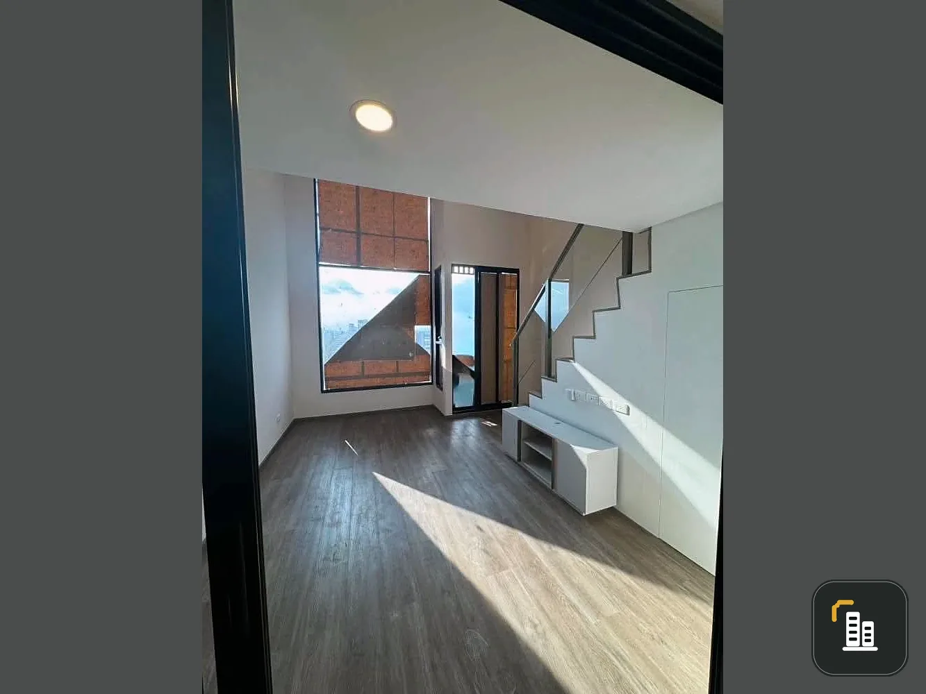 Selling down payment So Origin Kaset Interchange, Duo Space room, 12th floor, beautiful view, come and own it now.