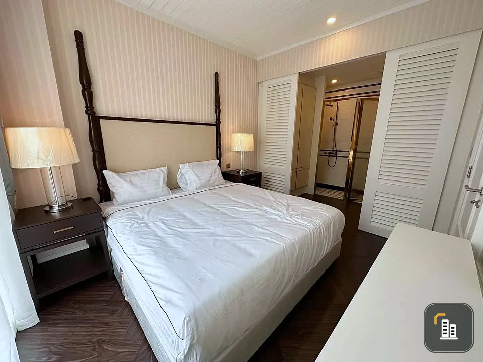 For sale: Grand Florida Beachfront Condo Resort Pattaya, 2nd floor, pool view, reserve now, don't miss out.