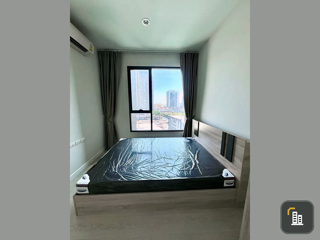 For sale: The Niche Pride Thonglor-Phetchaburi, 10th floor, high floor, swimming pool view, convenient transportation via many routes, complete facili