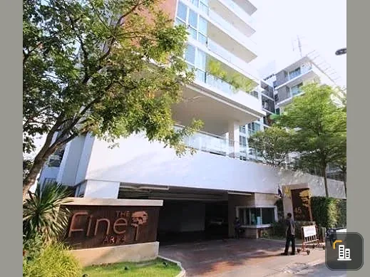 For sale: The Fine by Fine Home Ari 4, large room, comfortable, with built-in furniture, located on the 2nd floor, a special corner room, very quiet,
