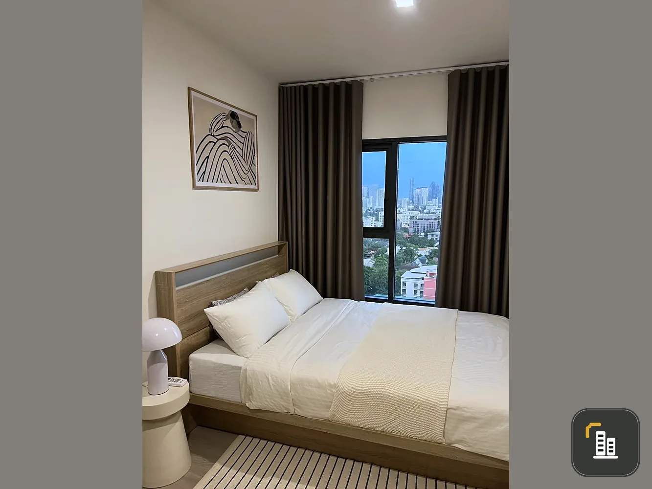 For rent: The Base Phetchaburi - Thonglor, 15th floor, fully furnished, ready to move in, book now, urgently.