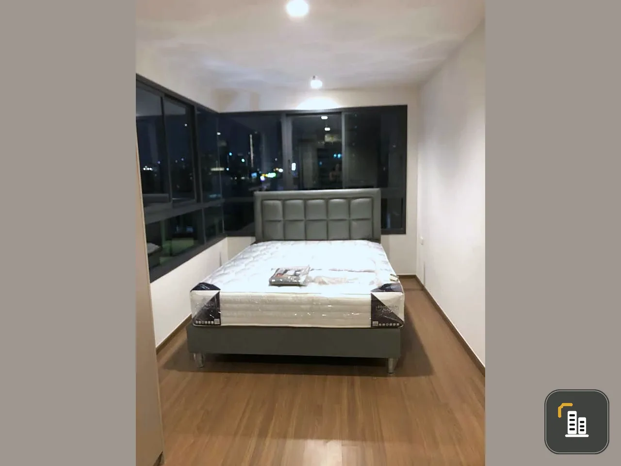 For sale: Ideo Sukhumvit 93, corner room, 2 bedrooms, 2 bathrooms, fully furnished, quiet, very suitable for relaxation. Hurry and book now.