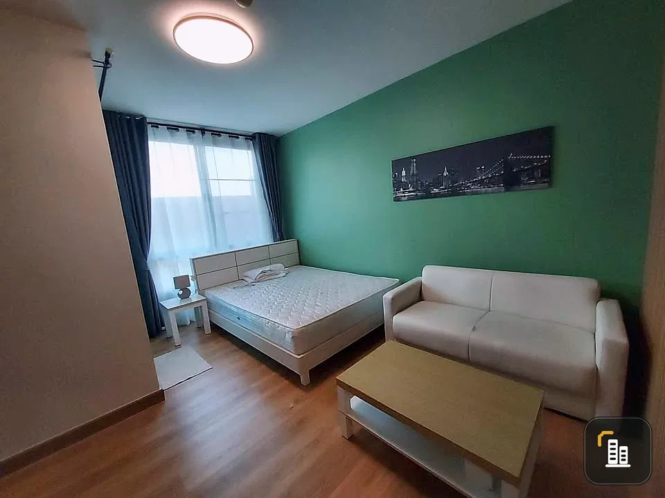 For sale the seed Chaengwattana, on Chaengwattana Road, 7th floor, fully decorated room, decorated with awesome wallpaper, hurry and reserve now.