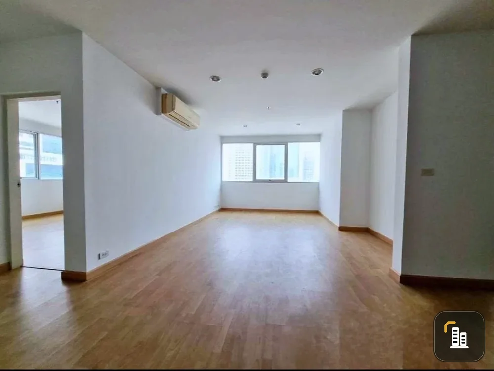 For sale: Saint Louis Grand Terrace, 15th floor, empty room, airy, spacious, comfortable, reserve now, don't miss out.
