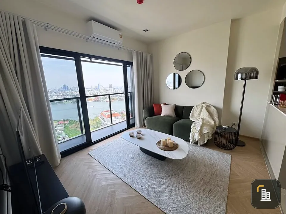 For rent: Condo at Riva Charoen Nakhon, 2 bedrooms / 2 bathrooms, very high floor, beautiful view, see the Chao Phraya River. If it's this good, what