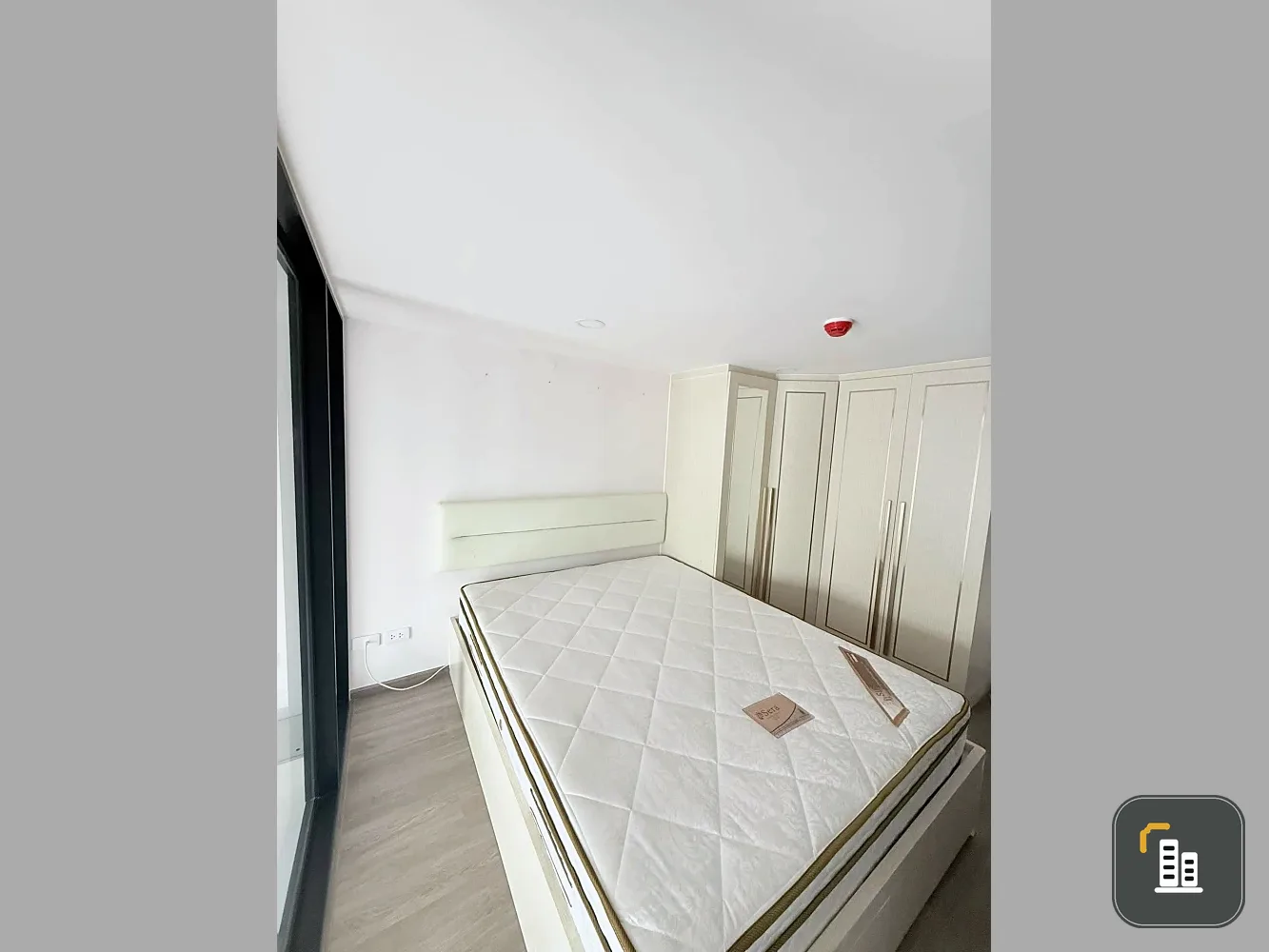 For sale: So Origin Kaset Interchange, 2-storey duplex condo, fully furnished, ready to move in, built-in furniture, complete electrical appliances, u