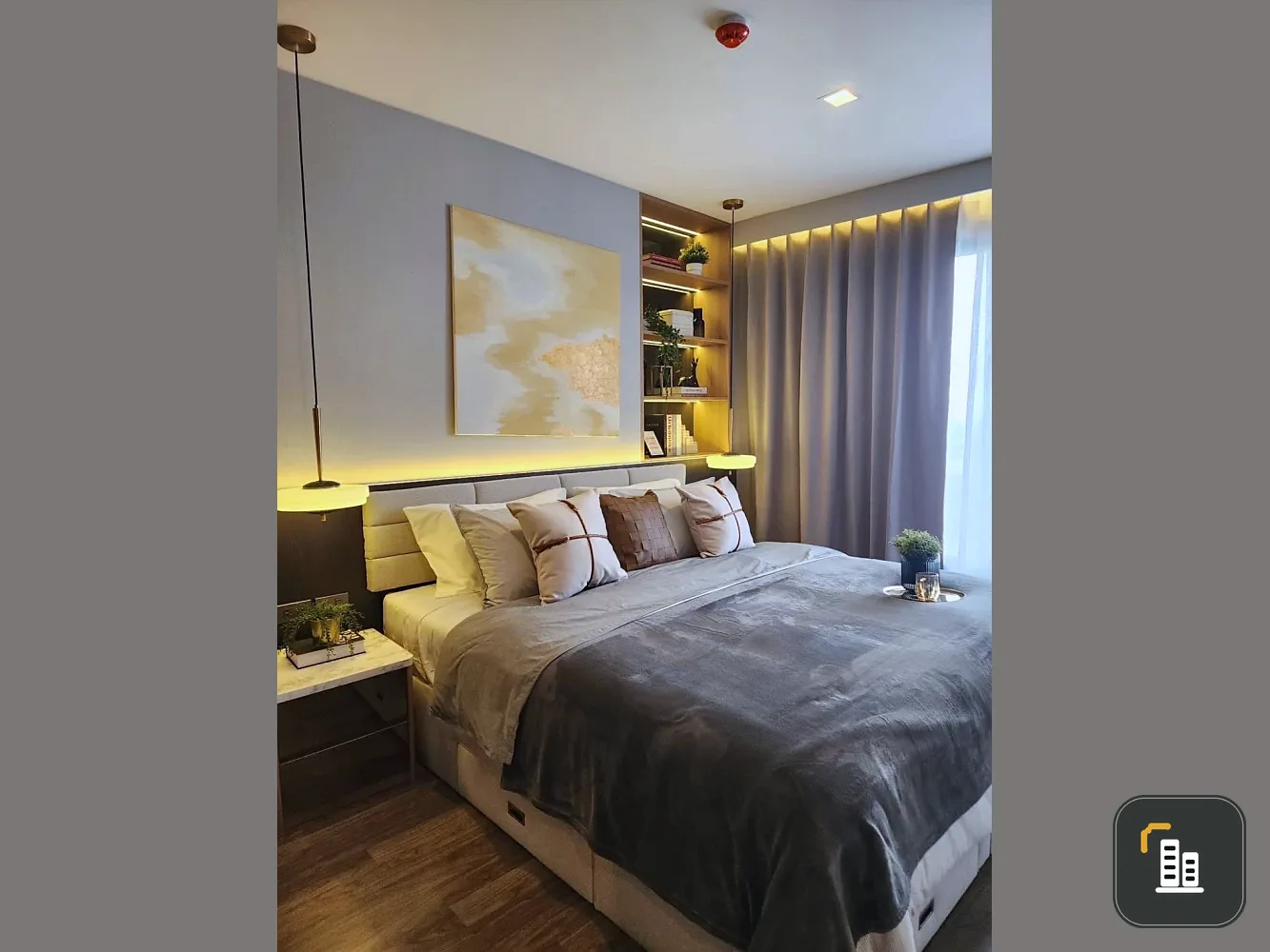 For rent: Life Ladprao Valley, very high floor, 2 bedrooms, 2 bathrooms, great city view, very beautiful built-in room, fully furnished, just bring yo