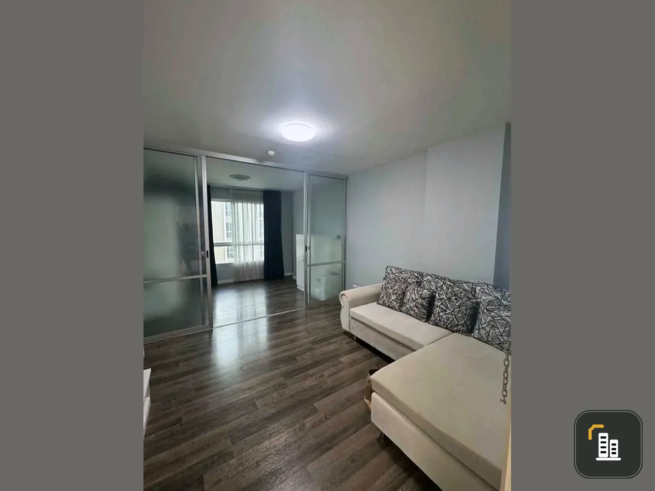 For sale, Dee Condo Sukhumvit 109, 6th floor, Building A, with furniture and electrical appliances, ready to move in, cool and comfortable, hurry and