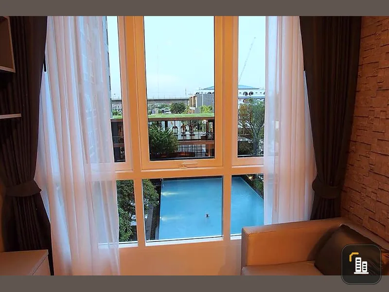 Selling The Key Sathorn Ratchapreuk, garden view and swimming pool. Built-in in the whole room. Very beautiful. Don't miss this room.