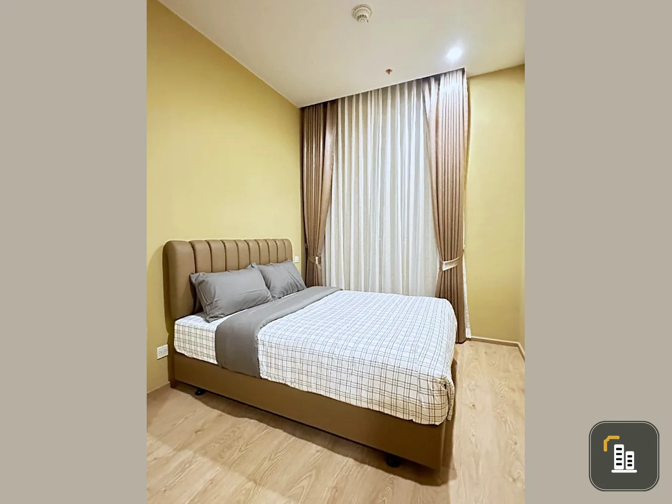 For rent!! Condo Noble B19, 23rd floor, Building A, fully furnished, ready to move in, hurry up and book now!!