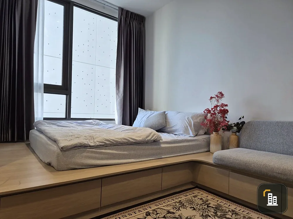 For rent Reference Sathorn-Wongwiangyai Studio room with walk-in closet. Hurry and book now.