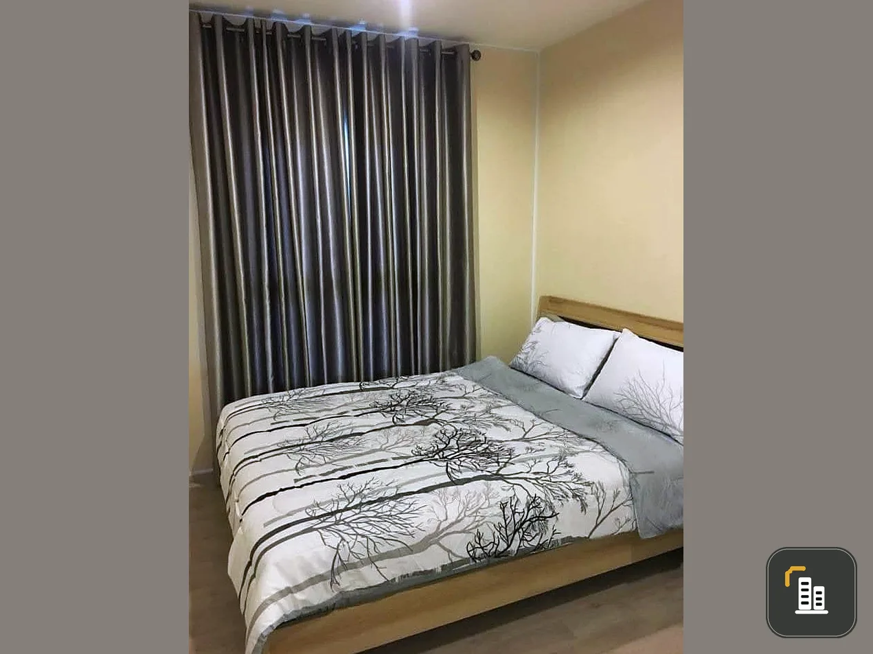 For sale Plum Condo Central Station Phase 2, ready to move in, 24th floor, high view, great price, buy now, don't wait.