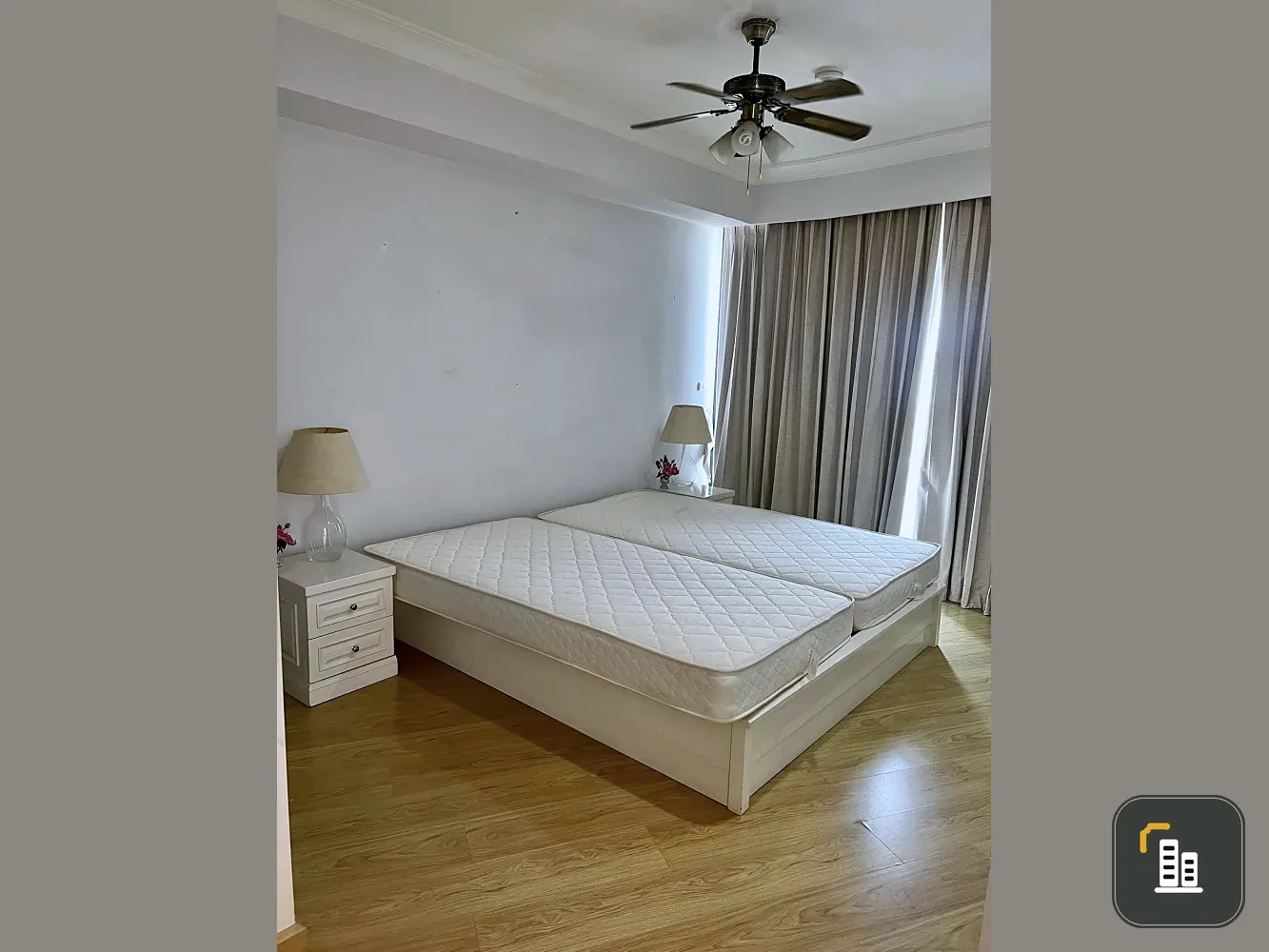 For sale Supalai Casa Riva, 9th floor, spacious room, both balconies have river and swimming pool views, very worth booking.