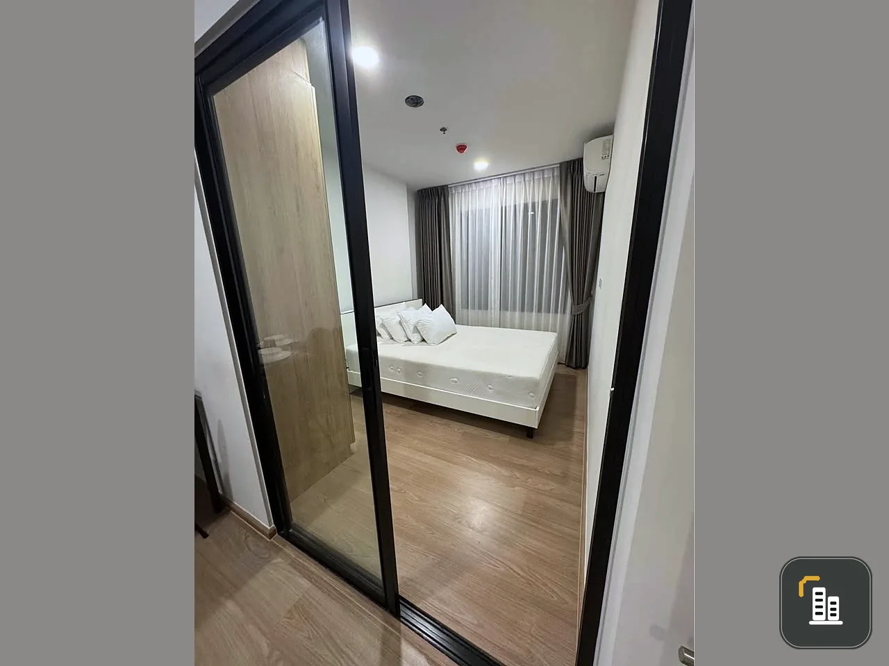 Condo for rent Chewathai Pinklao, ready to move in, complete facilities, hurry up and reserve now.