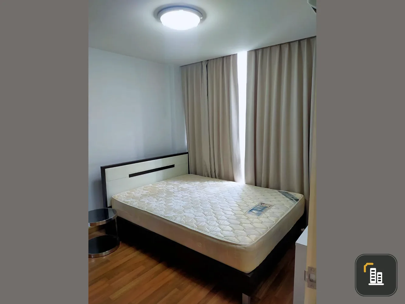 For rent Max Condominium Vibhavadi 2 bedrooms, nice room, fully furnished, book now.