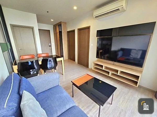 For sale: The Line Wong Sawang, corner room, 2 bedrooms, fully furnished, stunning view, ready to move in.