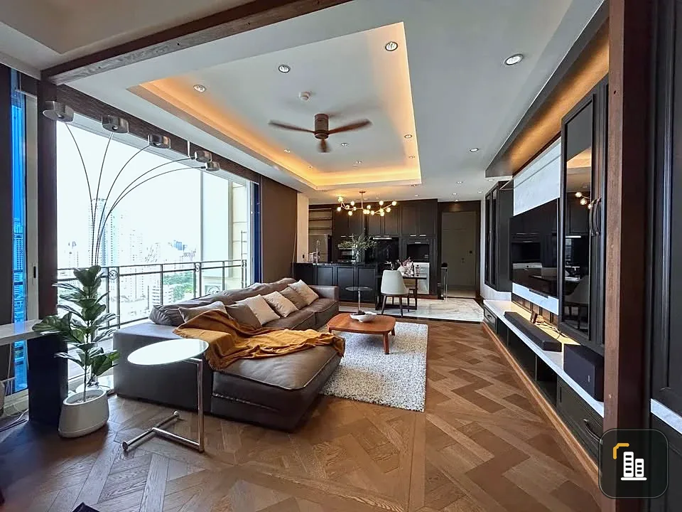 For Rent Royce Private Residences Spacious rooms combined with high-end furniture to create a comfortable and stylish living experience.