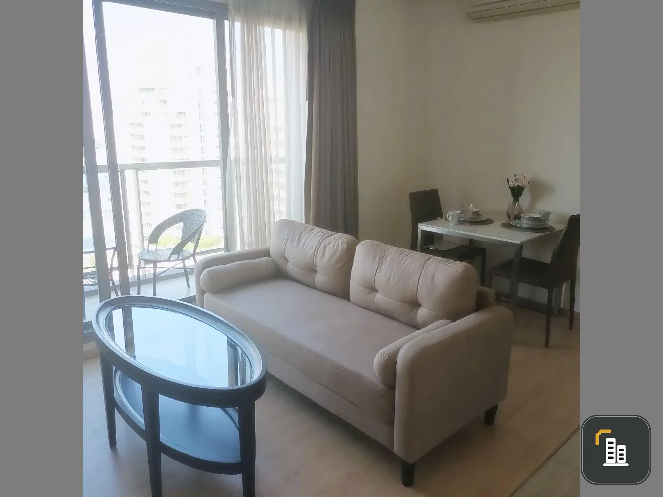 For rent H Condo Sukhumvit 43, city view, private and quiet, stylishly decorated and ready to move in immediately!