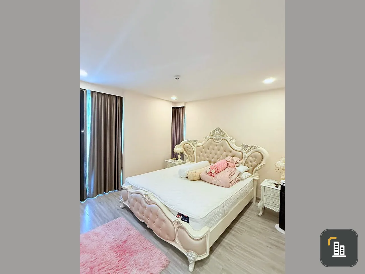 For sale or rent: Maestro 14 Siam-Rajdhevee, 8th floor, corner unit. Beautifully furnished. Book now!