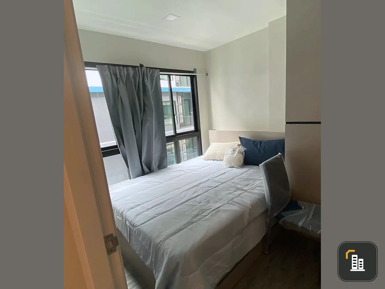 For rent: The Nigh Pinklao-Charan, 6th floor, fully furnished room, nice to live in, book now, don't miss out.