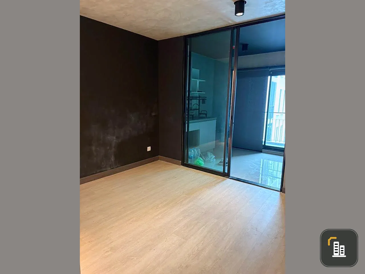 For sale: Aspire Asoke - Ratchada, 6th floor, spacious room. Interested in owning one? Hurry and reserve now. Don't miss out!