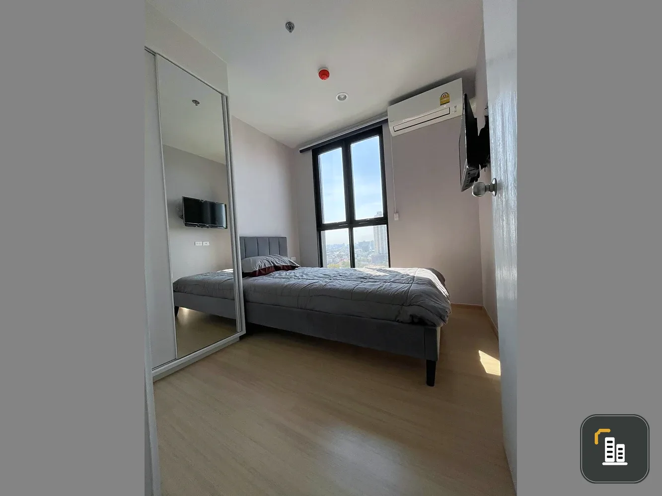 For rent Plum Condo Pinklao Station 2 bedrooms, fully furnished, book now