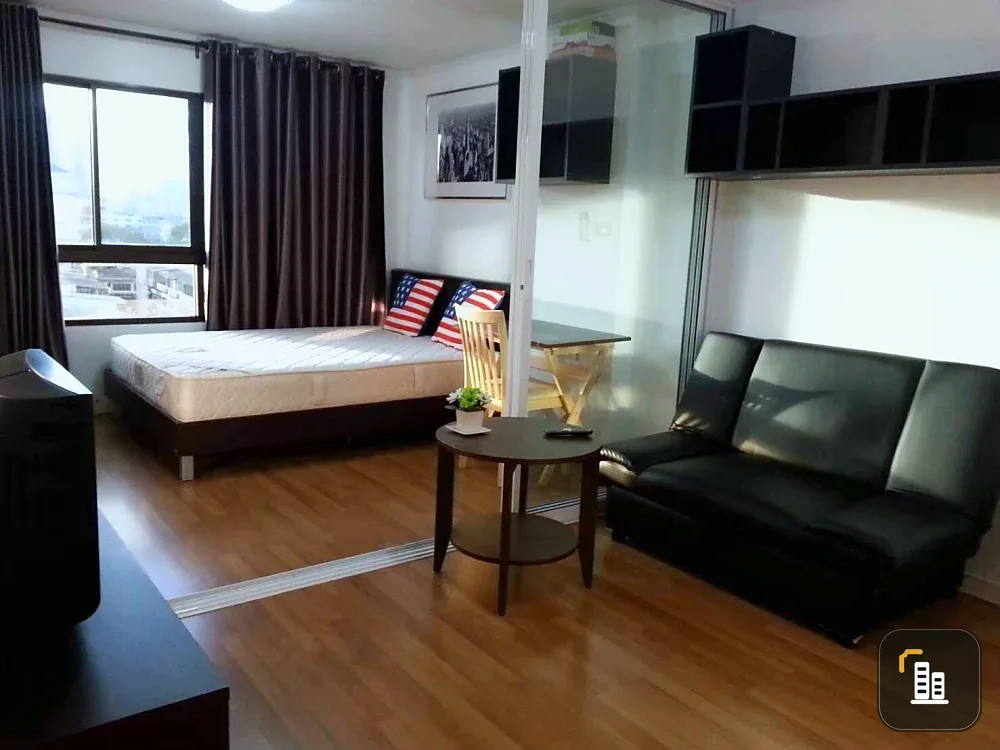 Condo for sale, Lumpini Place Narathiwat 24, separate rooms, well-divided zones, best price, book now.