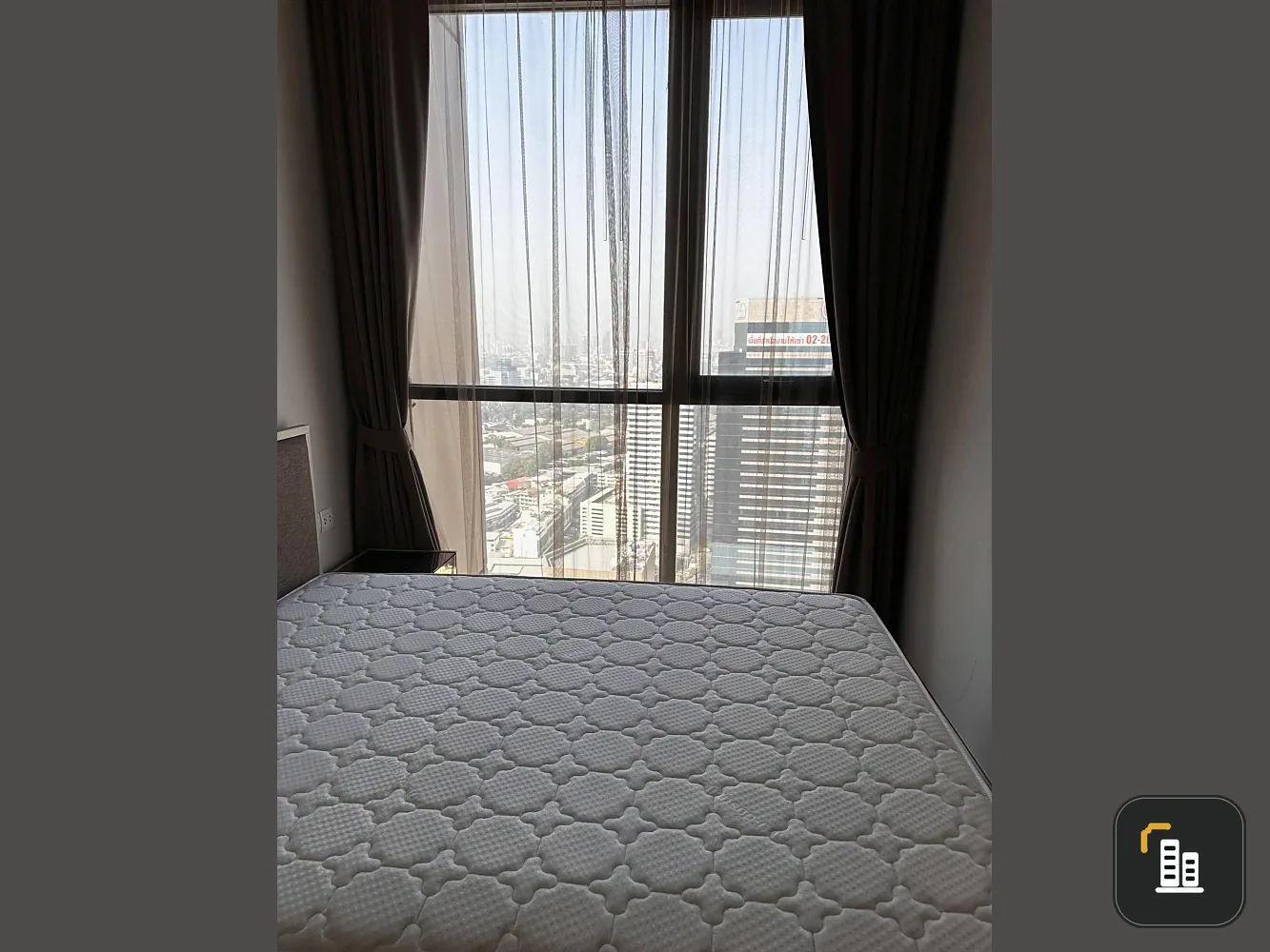 For sale Oka Haus Sukhumvit 36, ready to move in, 38th floor, high view, great price, book now, don't miss out.