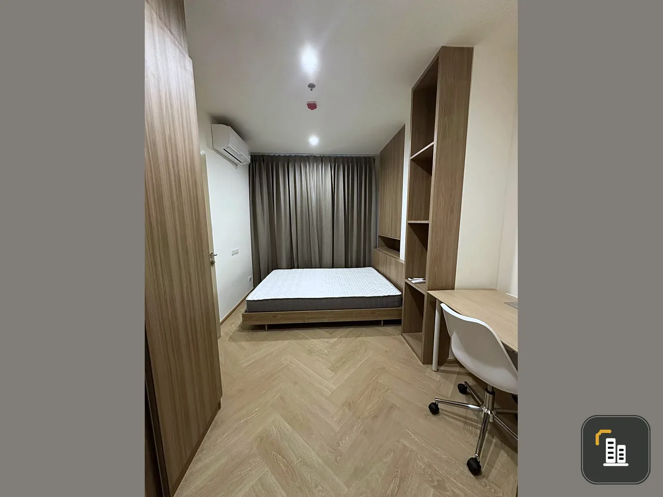 For rent Na Reva Charoen Nakhon, ready to move in room, 22nd floor, high view, complete here, hurry and book now, don't miss out.