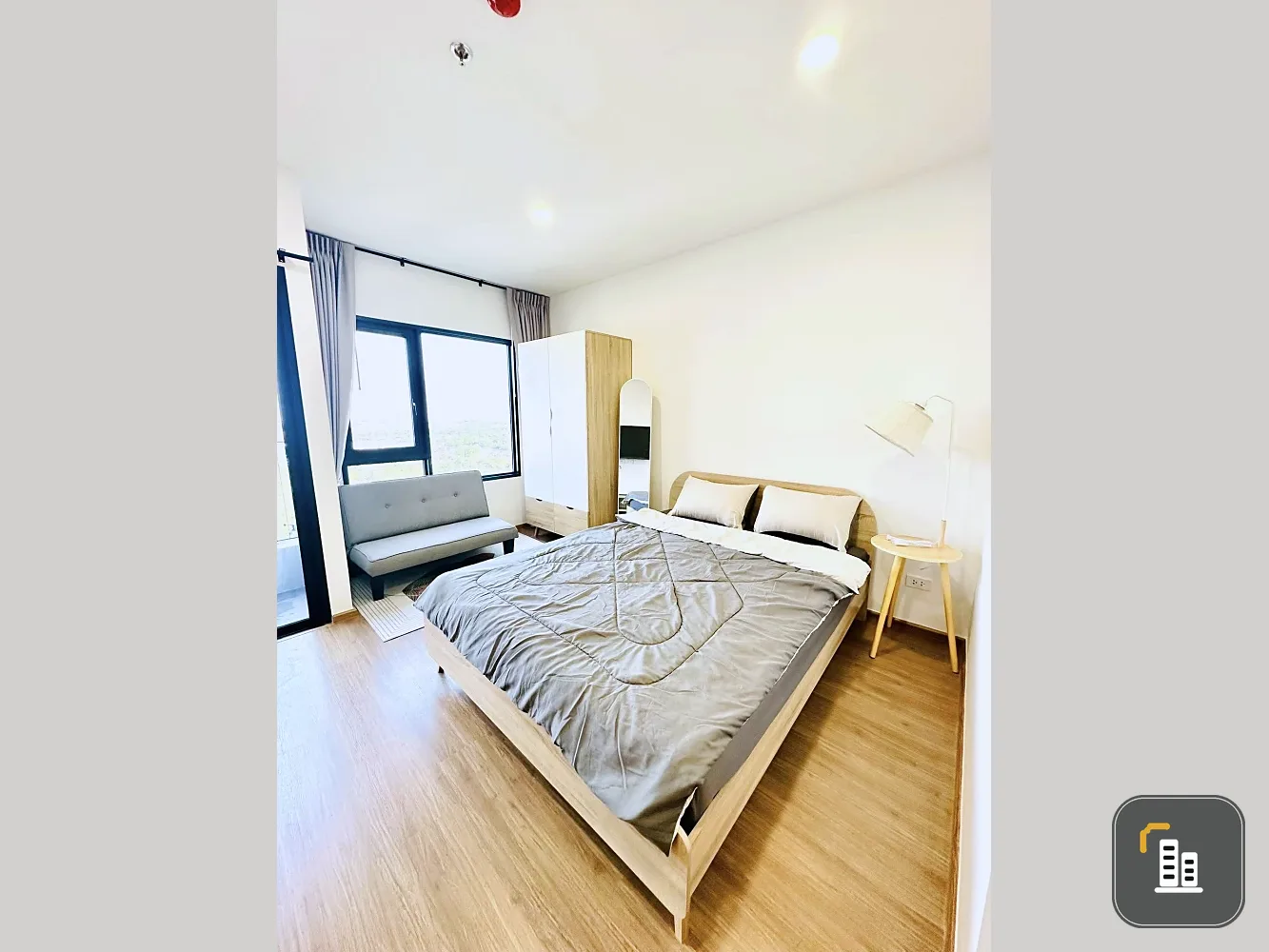 Condo for rent, The Living Phetkasem, ready to move in, fully furnished, fully decorated, hurry and reserve now.