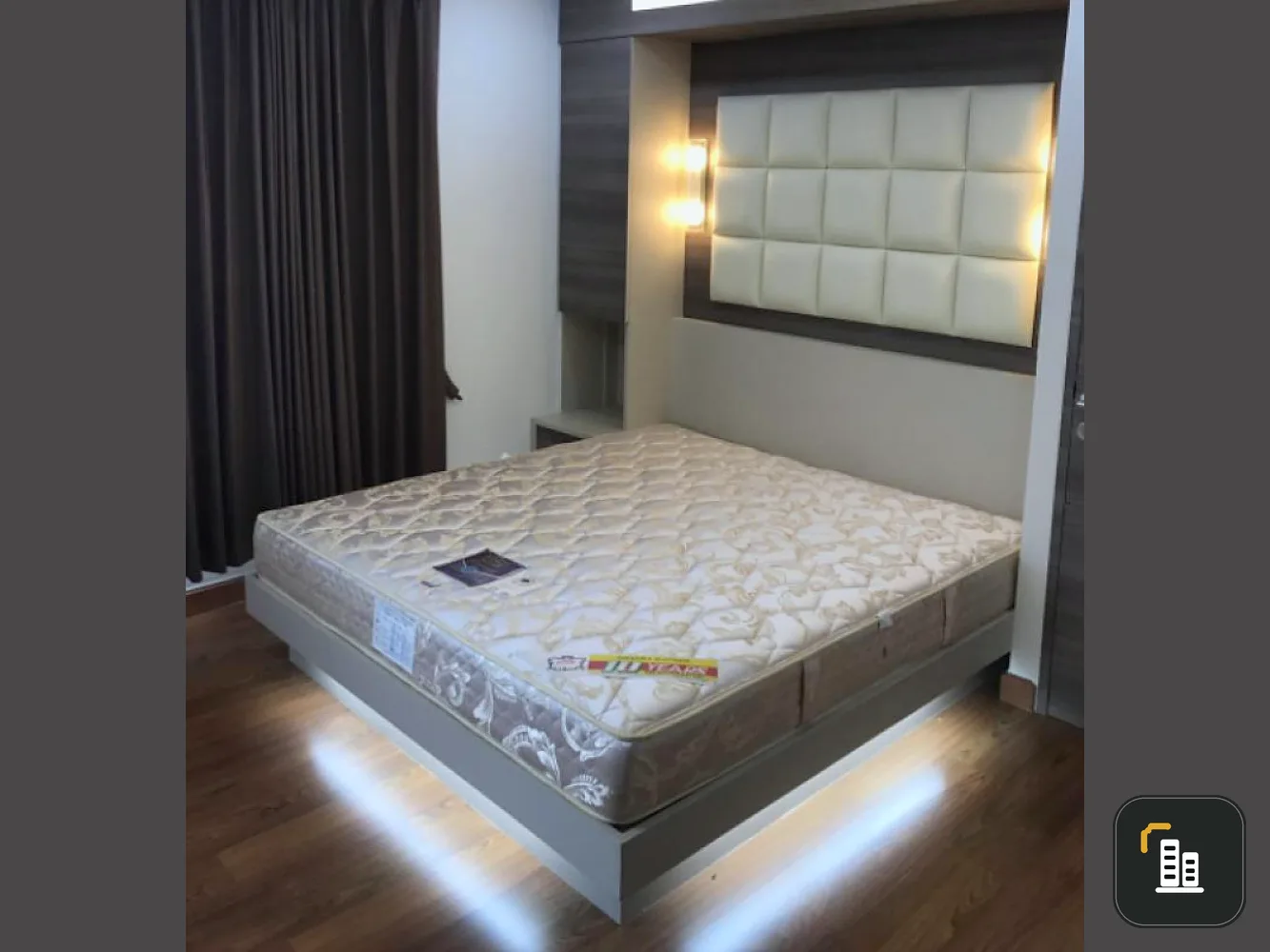 Quick sale, The Parkland Ratchada-Thapra, beautiful room, top floor. You can see the view outside as wide and far away as possible. Hurry up.