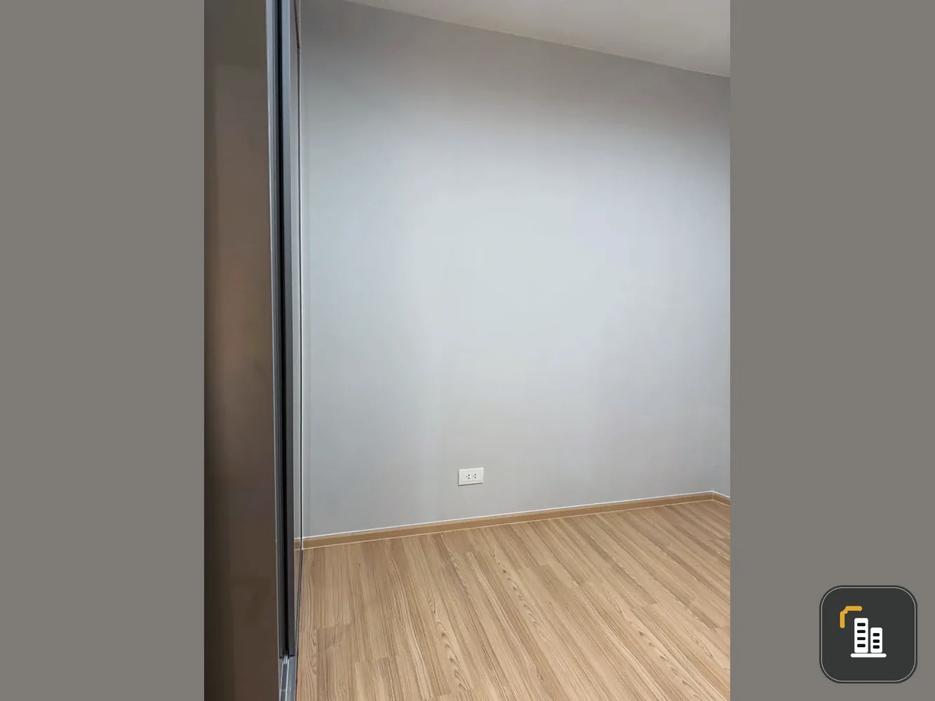 Urgent sale!! Condo Skyrise Avenue Sukhumvit 64, 27th floor, Building E, empty room, good price, ready to move in, hurry up and book now!!