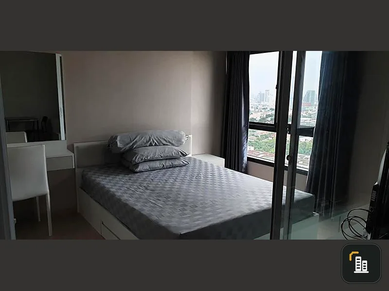 For rent, The Parkland Petchkasem-Thapra, fully furnished room, city view, great price, guaranteed that you will like it.