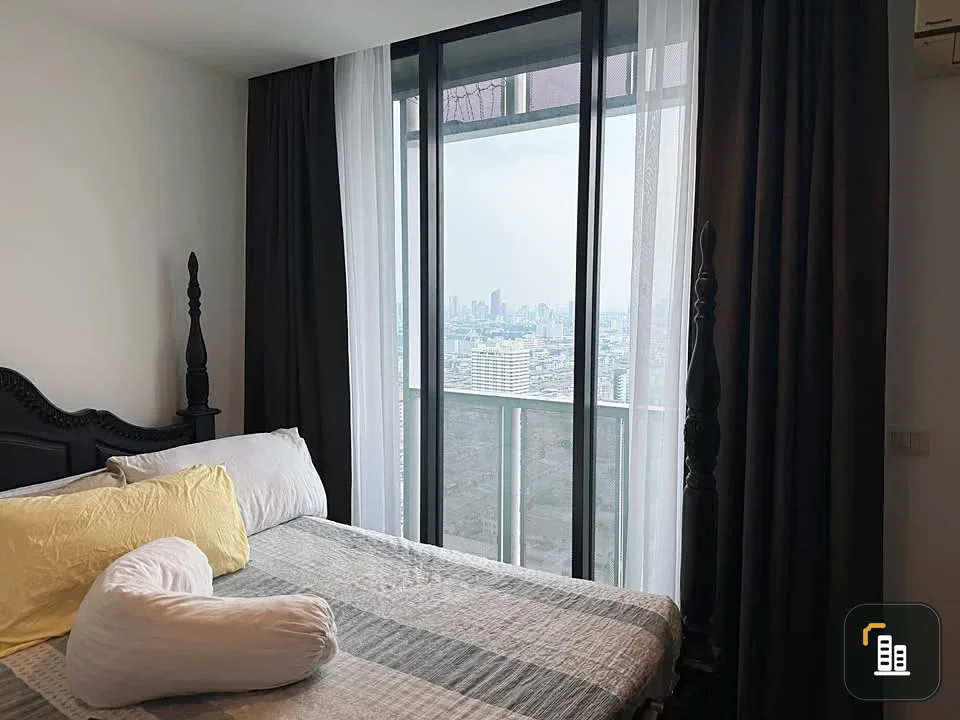 For rent: A Space ID Asoke–Ratchada, ready to move in, 24th floor, high view, hurry up and reserve now.