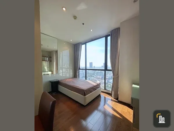For sale: The Address Sukhumvit 28, 25th floor, corner room, fully furnished, nice to live in, reserve now, don't wait, hurry!