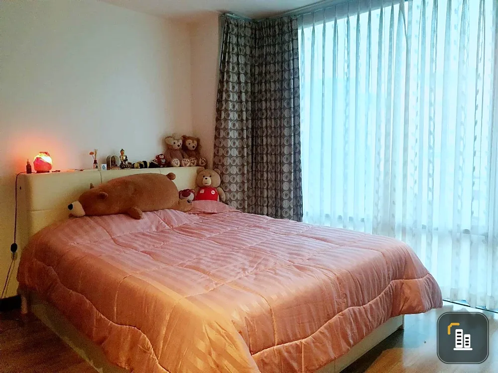 For sale, for rent, Condo Prom Phahon Yothin 2, 4th floor, size 47 sq m., plenty of usable space, fully furnished, book now, don't hesitate.