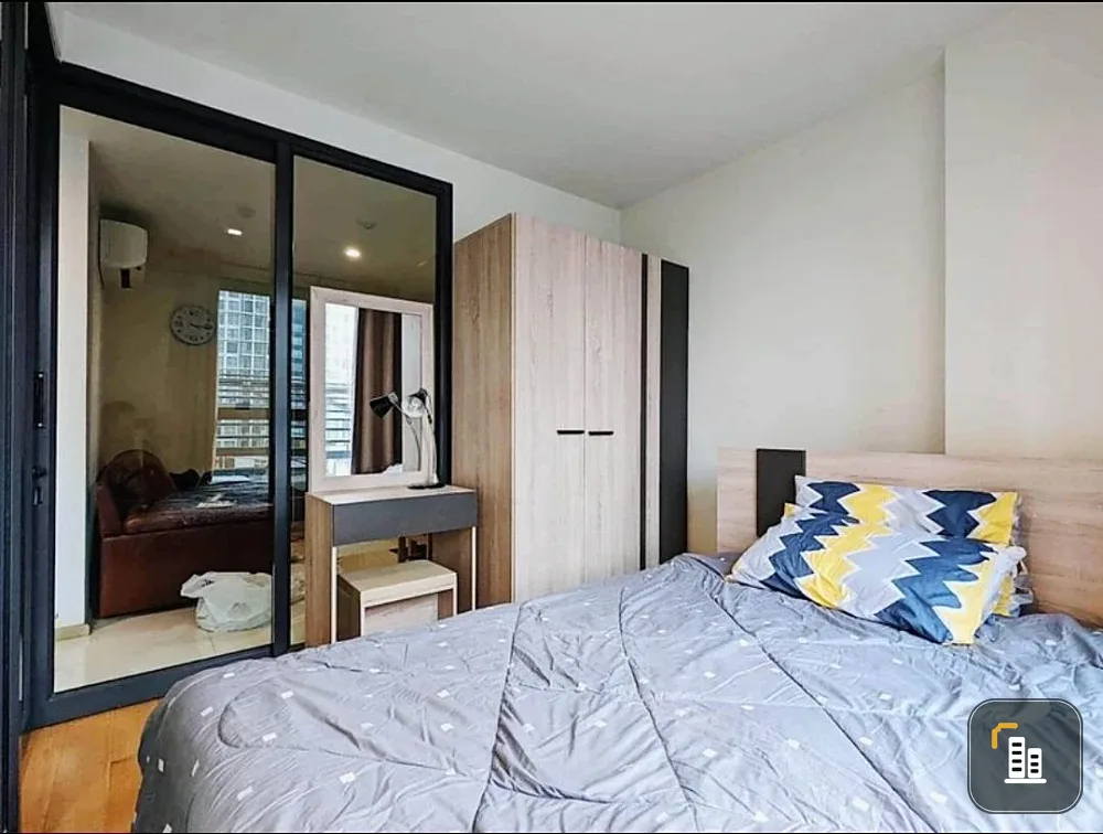 For rent, Condo HUE Sukhumvit, fully furnished, ready to move in, good furniture, complete electrical appliances, book now.