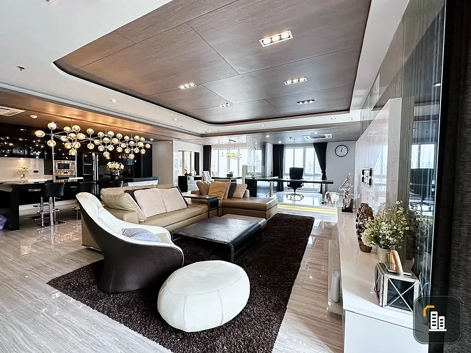 For rent, AP City Smart Sukhumvit 18, very large room, luxuriously decorated with built-in furniture, with quality furniture, book now.