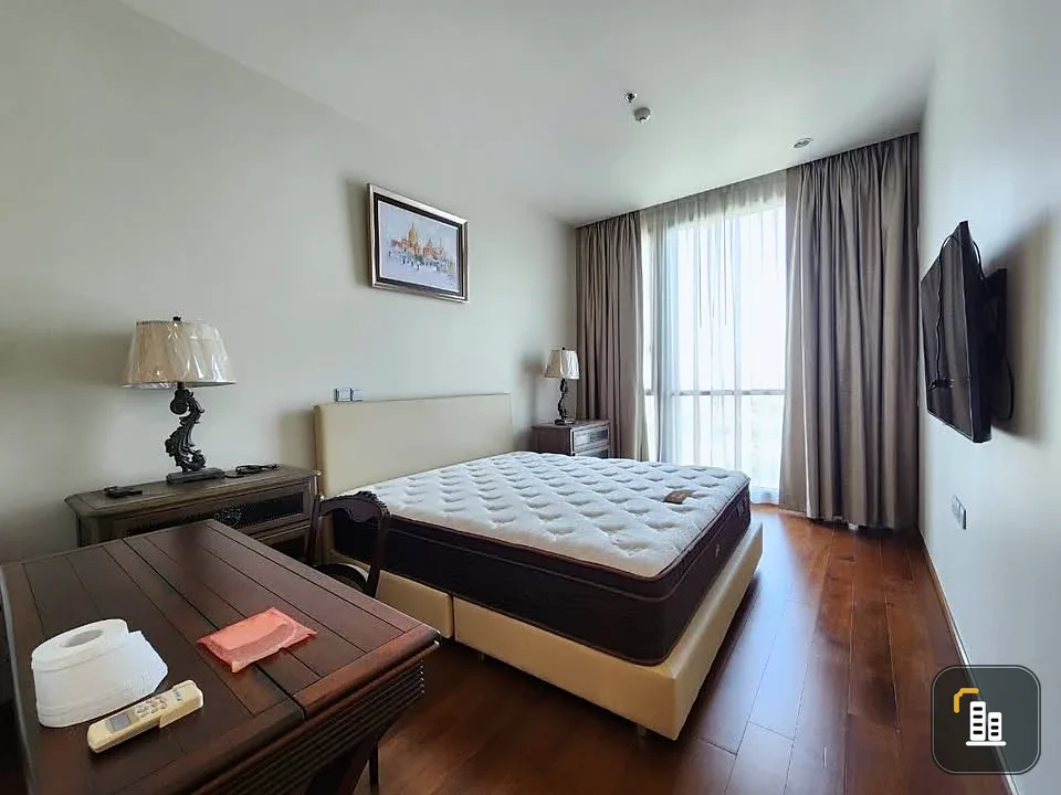 For rent: Quattro by Sansiri, spacious room, comfortable, corner position, 180 degree view, 2 balconies, hurry and book now!