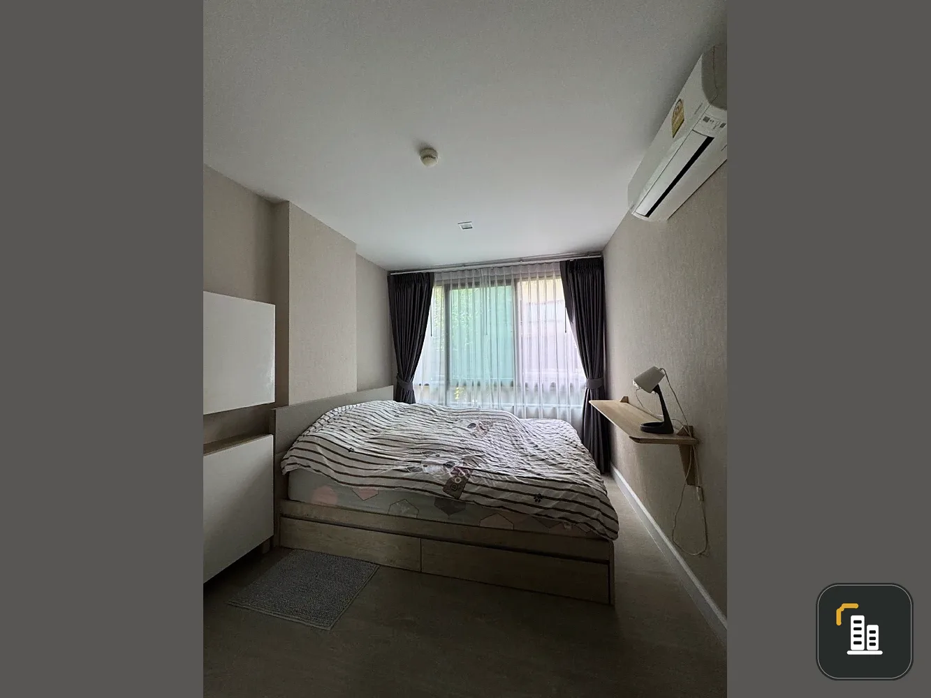 For sale: Metrolux Ratchada, 2nd floor, fully furnished room, ready to move in. Interested in owning one? Hurry and reserve now!