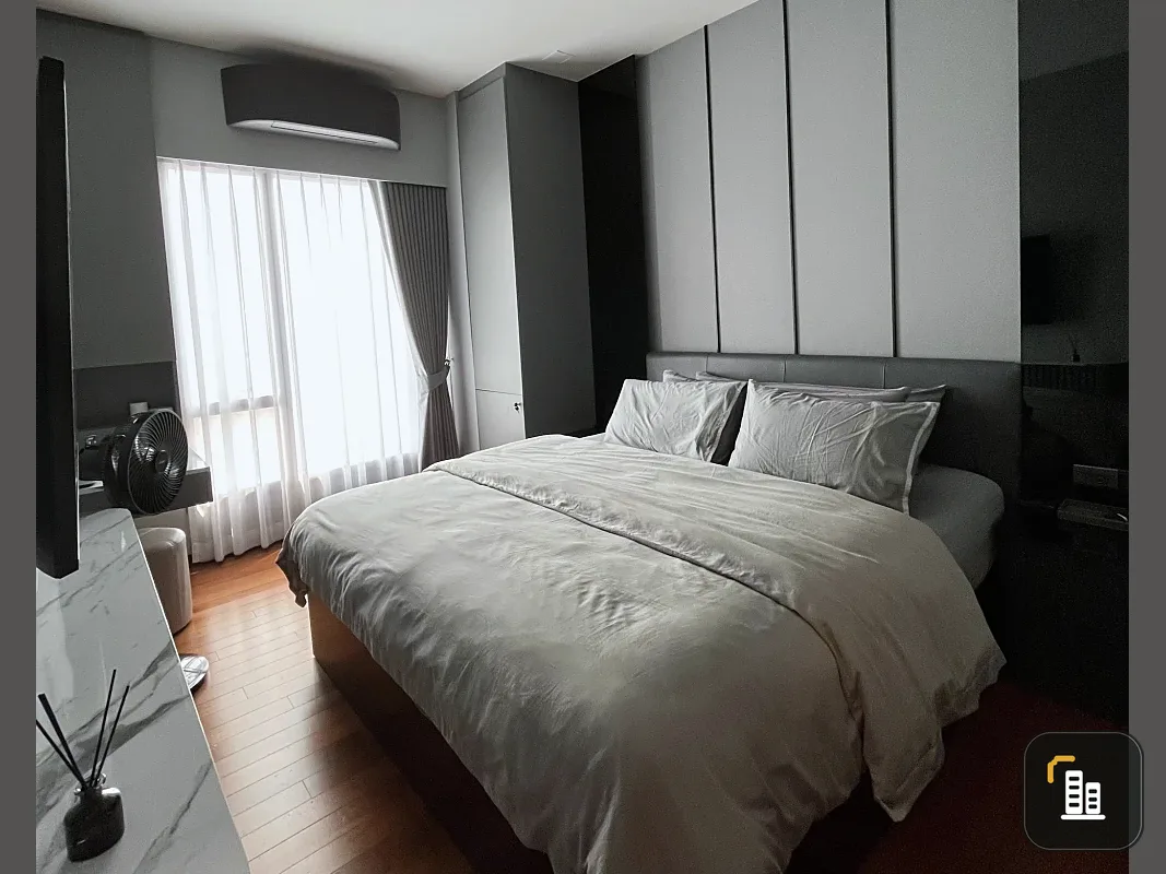 Condo for rent: Ashton Morph 38, spacious and comfortable room, comes with a good built-in kitchen. Good like this, hurry and reserve now!