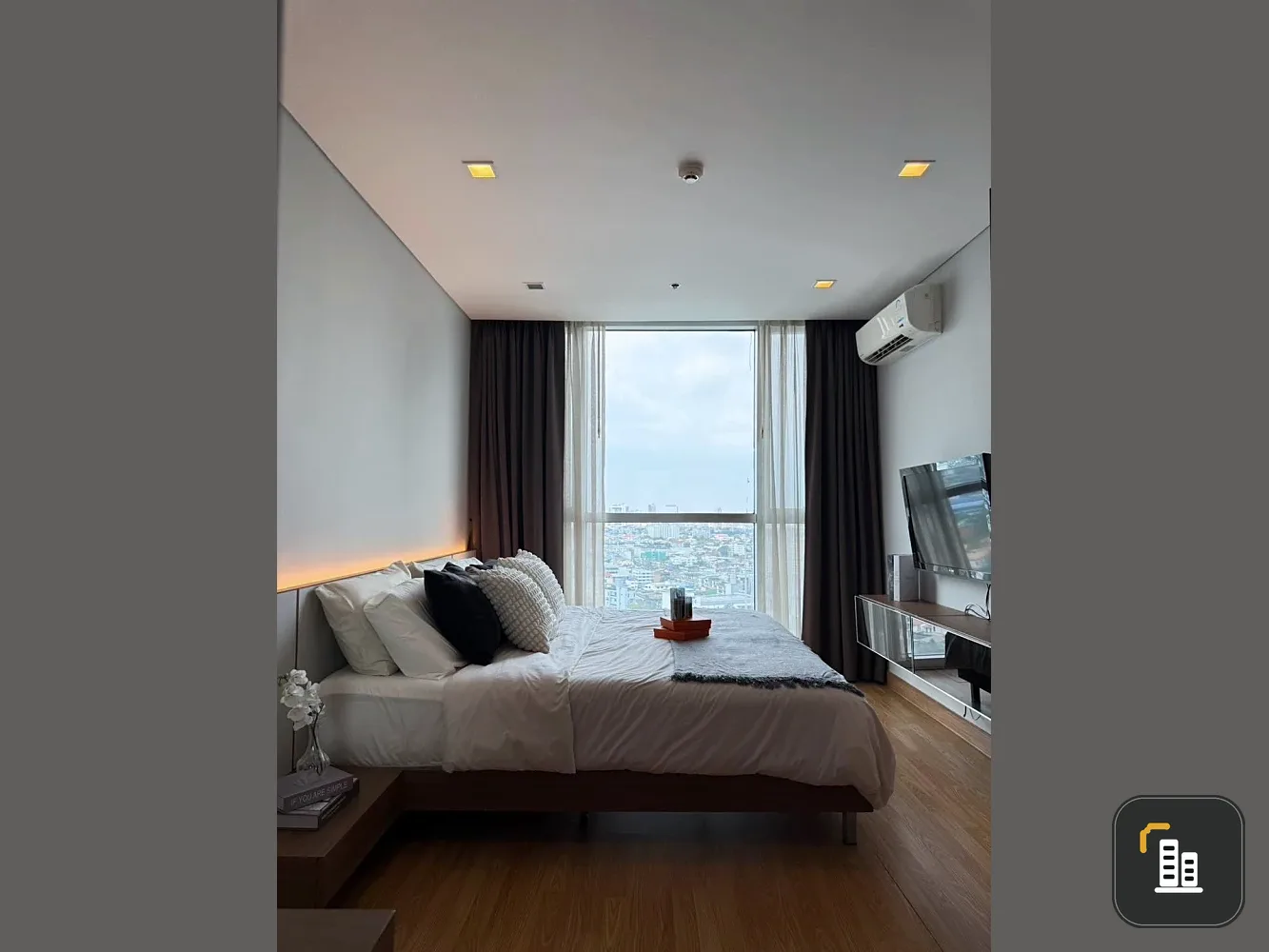 For sale: Le Luk Condo, beautiful room, city view with complete facilities. Book now before it's gone!