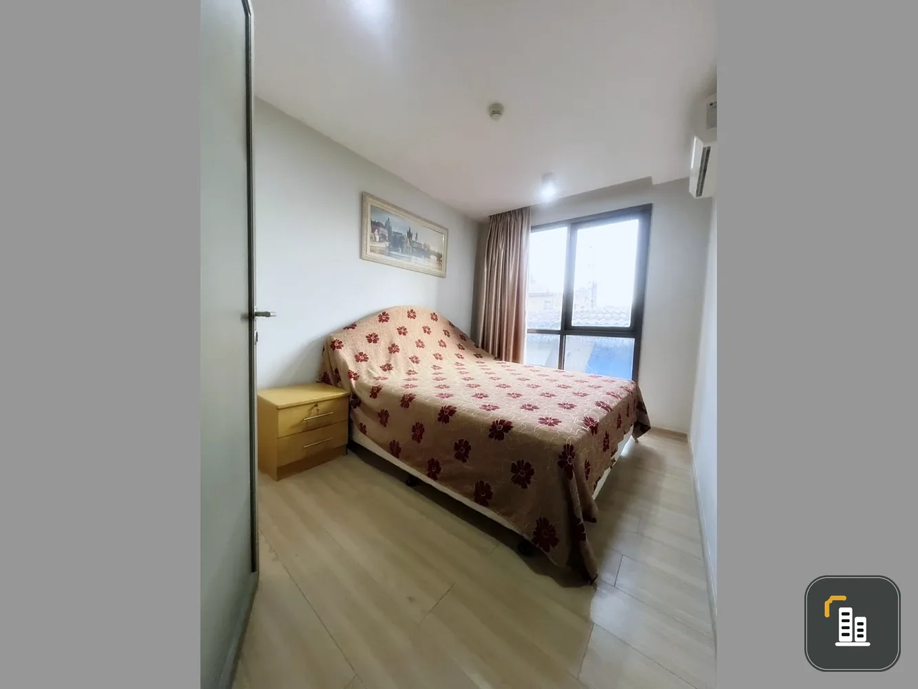 For rent!! Condo Maestro 12, 4th floor, very beautiful room, fully furnished, ready to move in, don't miss it!!