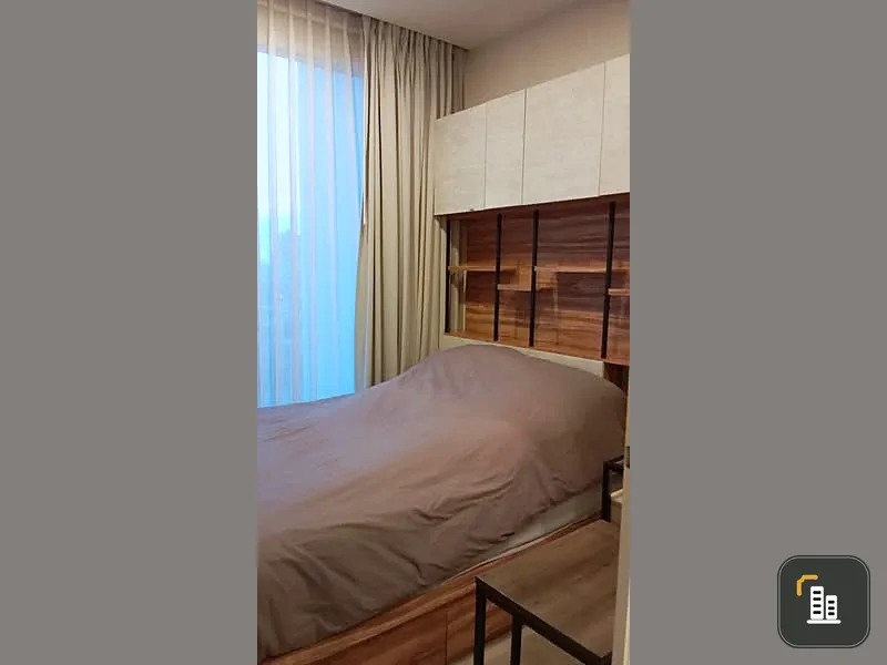 Condo for sale, De Lapis Charan 81, corner room with privacy, built-in furniture, come and reserve now, don't miss out.
