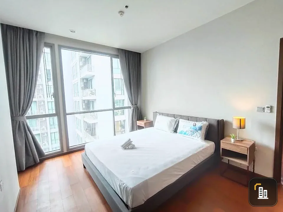 For rent: Quattro by Sansiri, spacious room, lots of usable space, room on the top floor, book now.