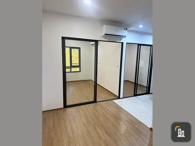 Selling down payment for The Livin Ramkhamhaeng, 1 bedroom plus room, north facing, not exposed to sunlight, cool and comfortable all day, must reserv