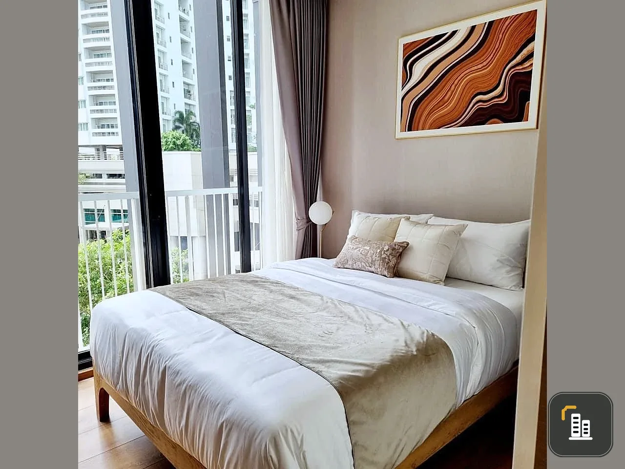 For rent Condo Park 24 Origin Phrom Phong, a beautifully decorated room with complete facilities. You must hurry and reserve now.