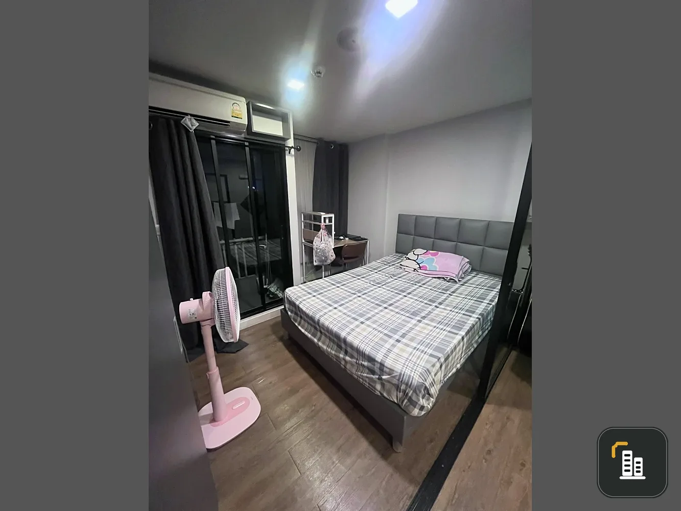 For sale: Esta Bliss, 1 bedroom, 1 bathroom, fully furnished and equipped with electrical appliances. Just bring your bags and move in.